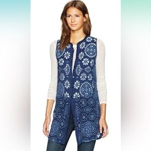 Johnny Was Embroidered Eyelet Button Up Tunic Top